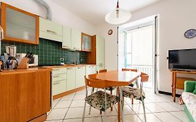 Joivy Cosy Flat With Parking In Chiavari