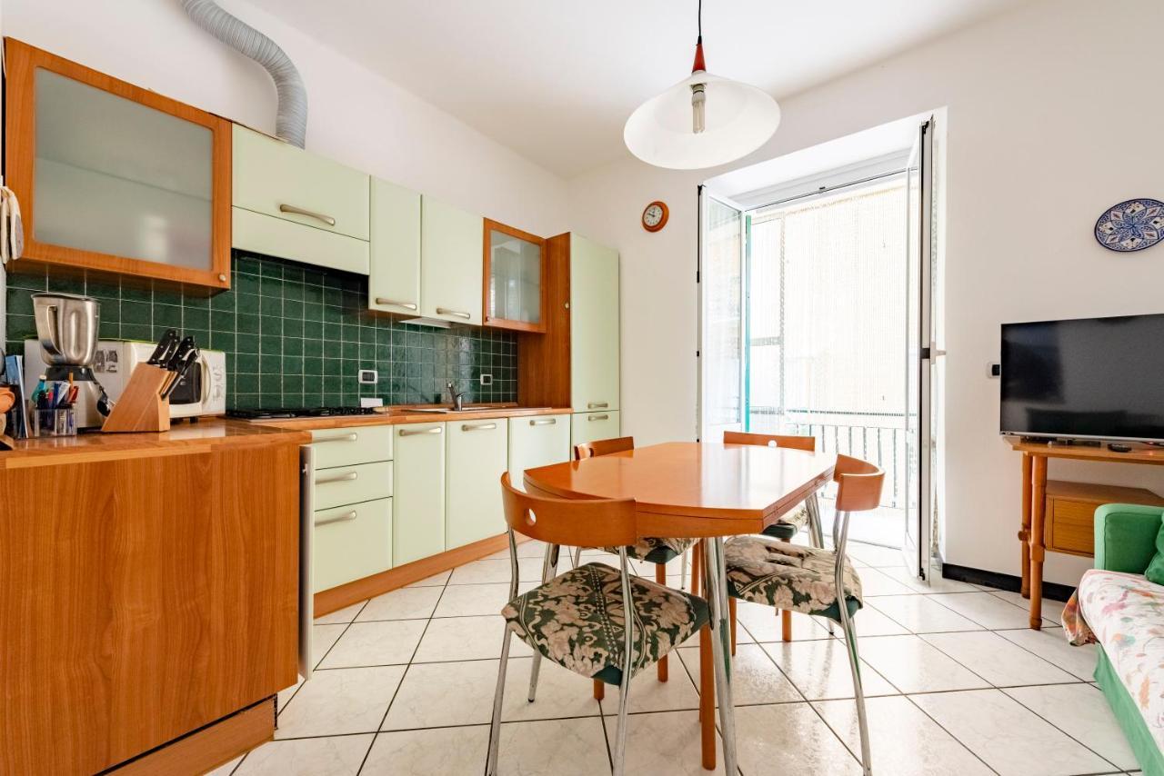 Joivy Cosy Flat With Parking In Chiavari Esterno foto